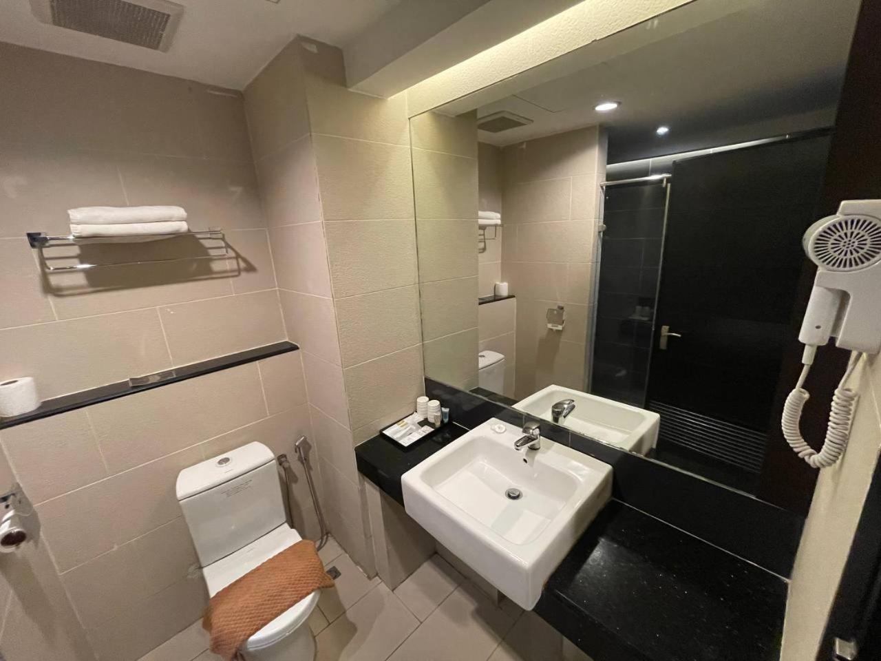 Hotel De Leon Lahad Datu Quarto foto
