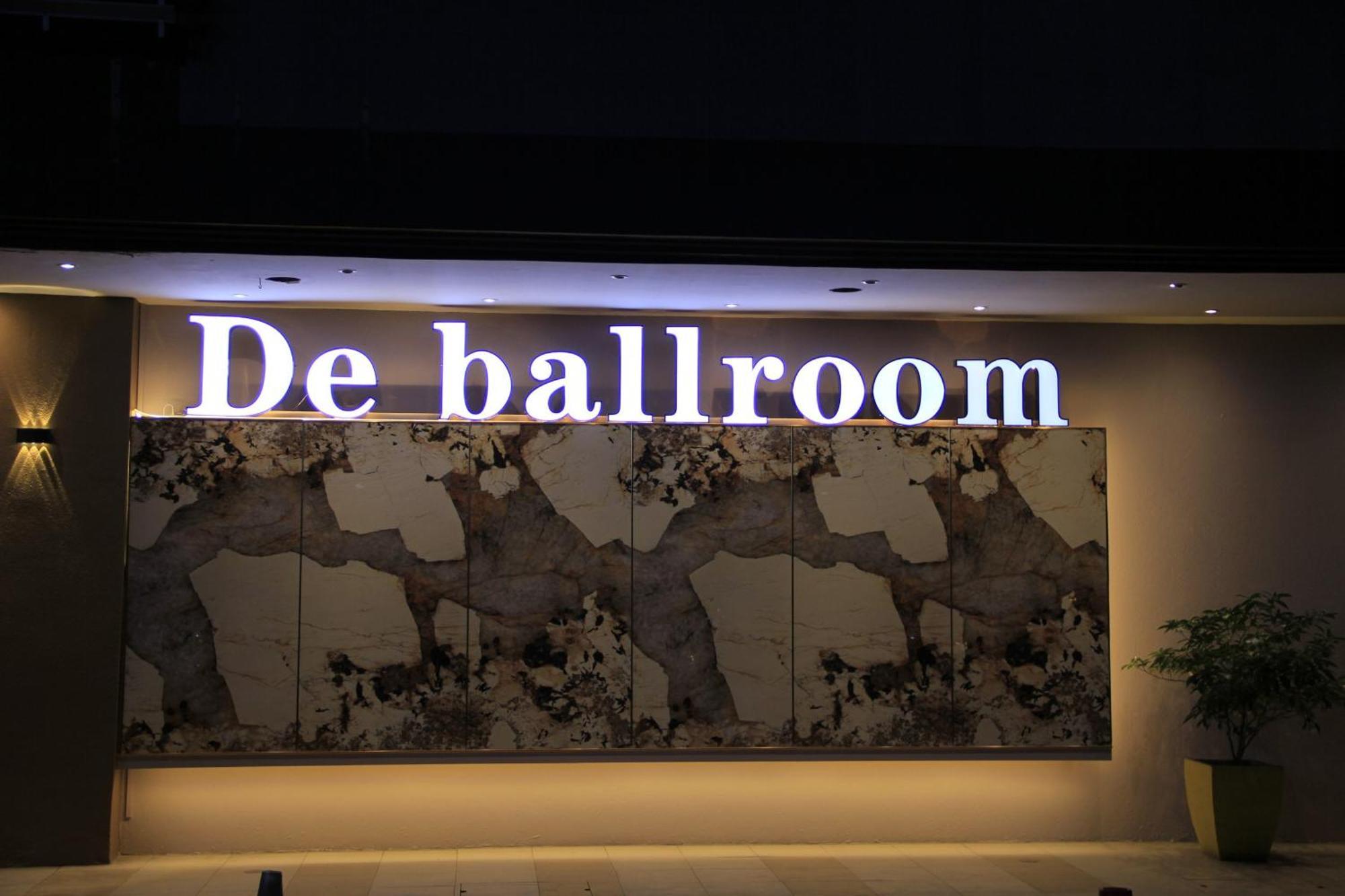 Hotel De Leon Lahad Datu Exterior foto